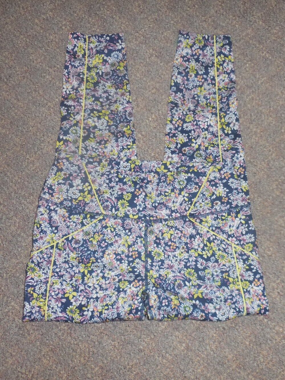 Free People Movement Floral Leggings M - Picture 2 of 3